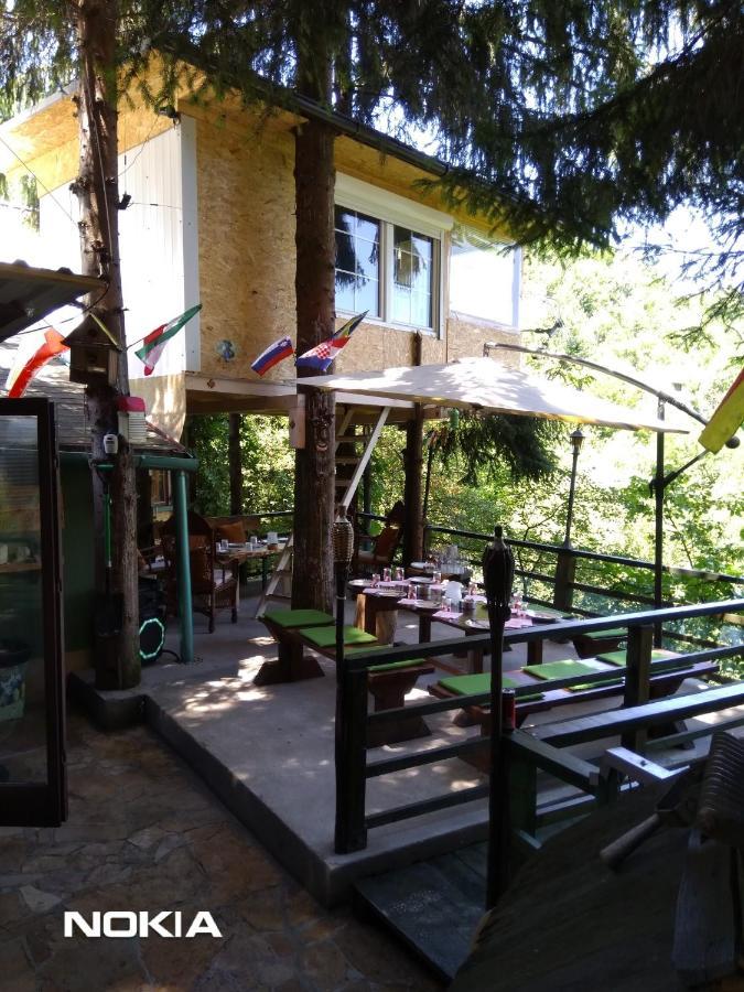 Tree House Apartment Visoko Exterior photo